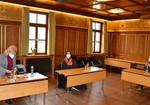 Interviewpartnerinnen im Goldenen Saal des Schwabacher Rathauses