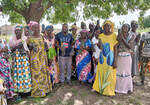 Gruppenfoto Baumpflanzaktion Frauen in Dadagne