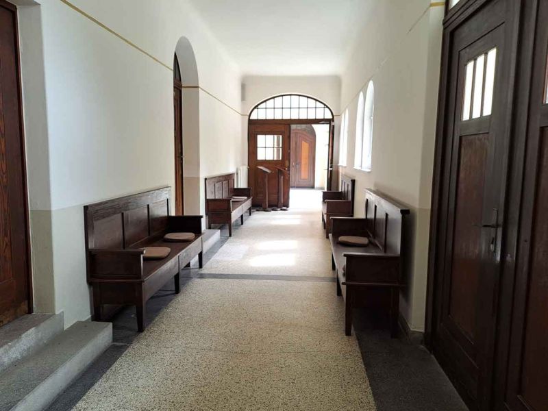 Der Wandelgang zur Kapelle